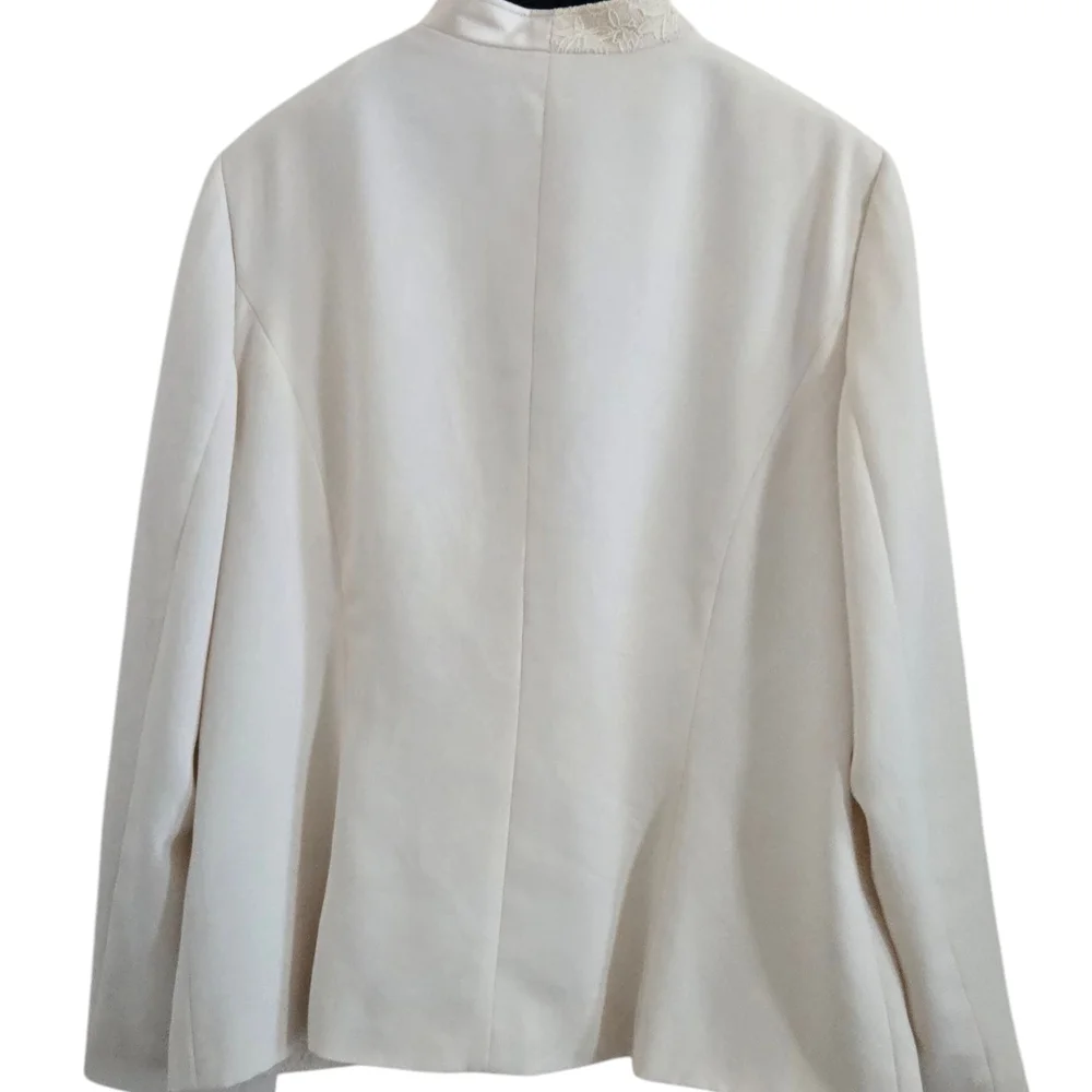 VINTAGE VERA MONT FRANCE Cream Ruffled Tiered Long Sleeve Bridal Blazer